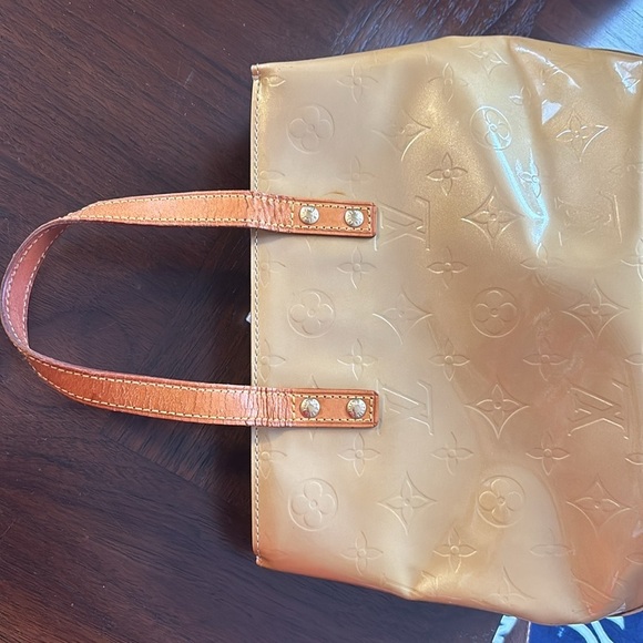 LV monogram vernis tote - Picture 4 of 10